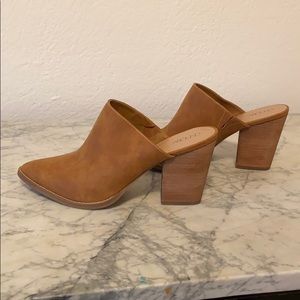 Tan Mules